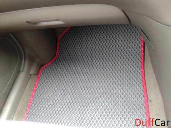 Автомобильные коврики Nissan Sunny IX (B15) Седан (1998 - 2004)