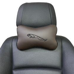 Подушка под шею коричневая с вышивкой 